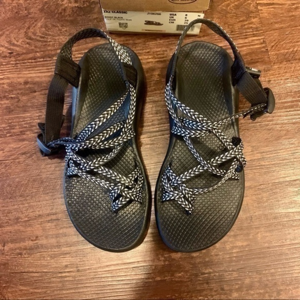 NWT Chaco Sandals